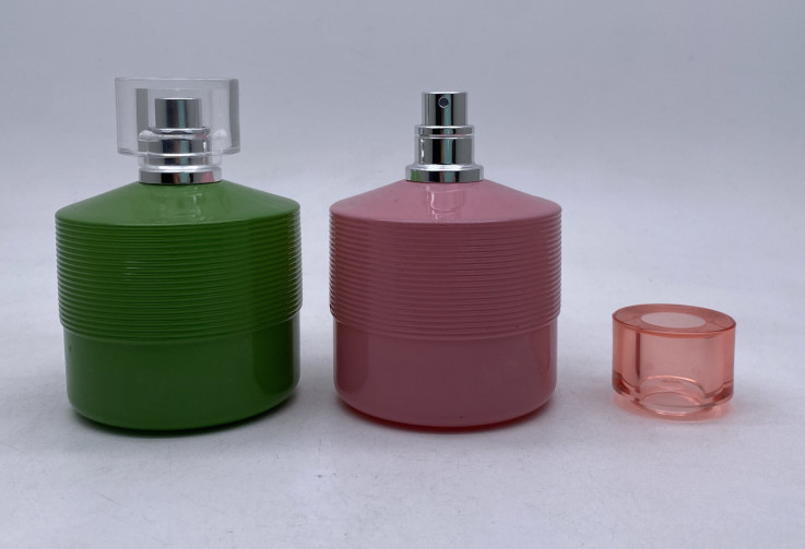 /uploads/image/2021/11/19/Refillable Perfume Spray Bottle 100 ml 002.jpg
